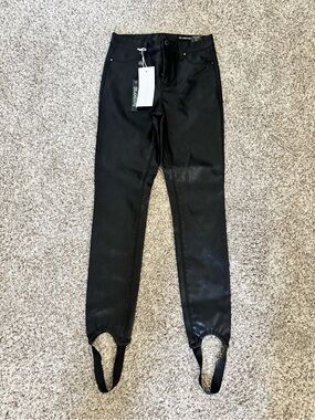 Blank NYC Black Coated Stirrup Skinny Jeans Sz 25